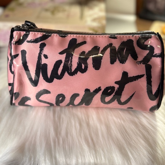 VICTORIA'S SECRET LARGE PINK SIGNATURE LOGO BEAUTY COSMETIC TRAVEL CASE BAG - Picture 2 of 13